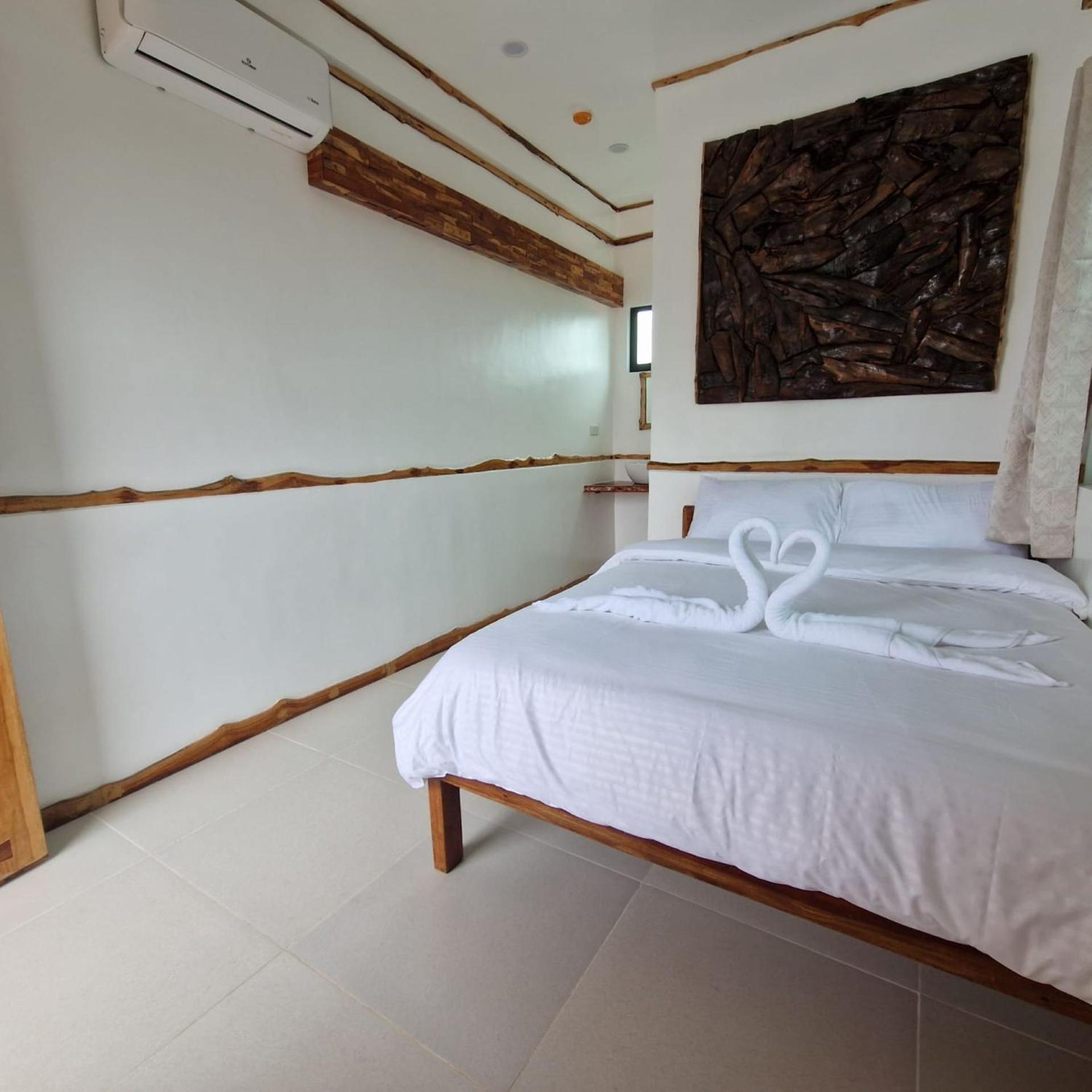 The Hat Trick Hostel Basdiot Bagian luar foto